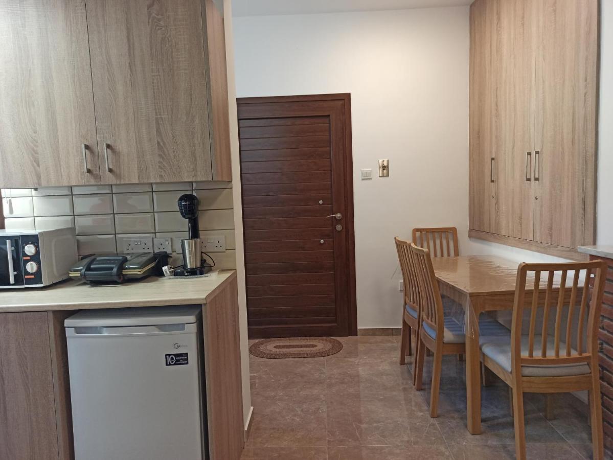 River Apartments Galata Luaran gambar